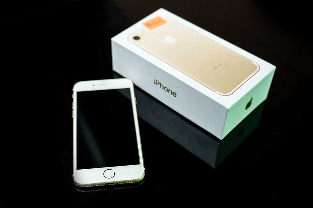 iPhone 7 /32 GB Gold