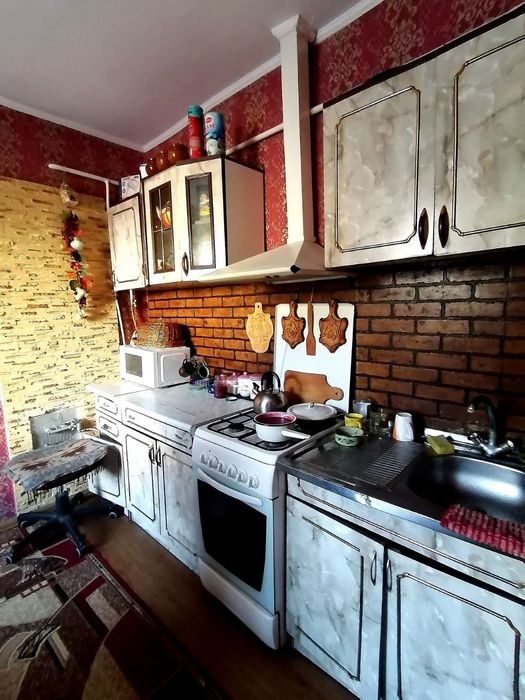 Здам кімнату для проживання дівчини або хлопця.