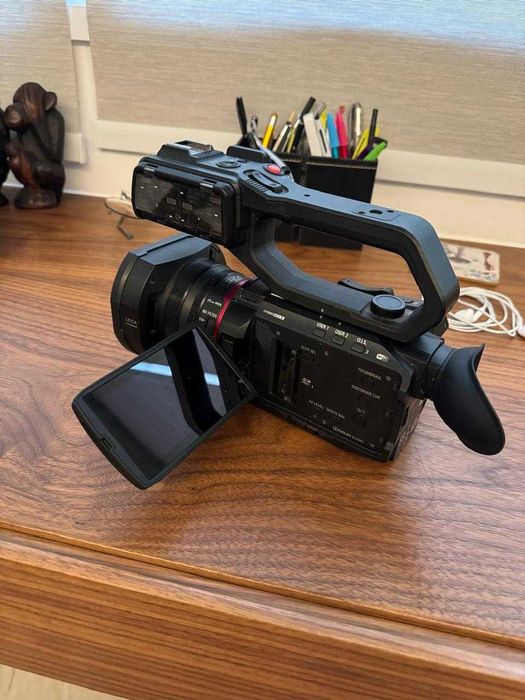 Filmadora Panasonic HCX 2000 - 4k
