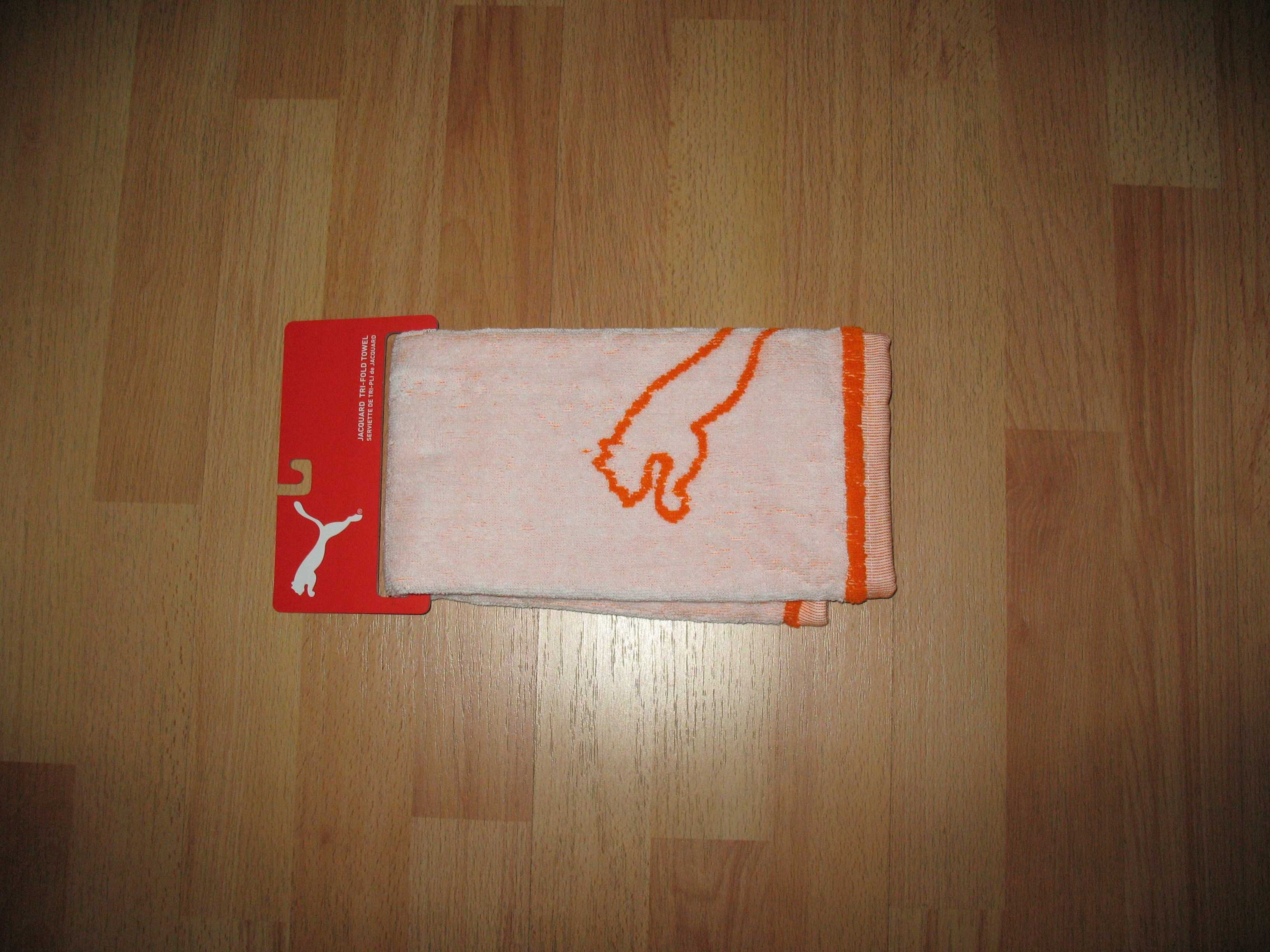 Ręcznik do golfa Puma Jacquard Tri-Fold Towel