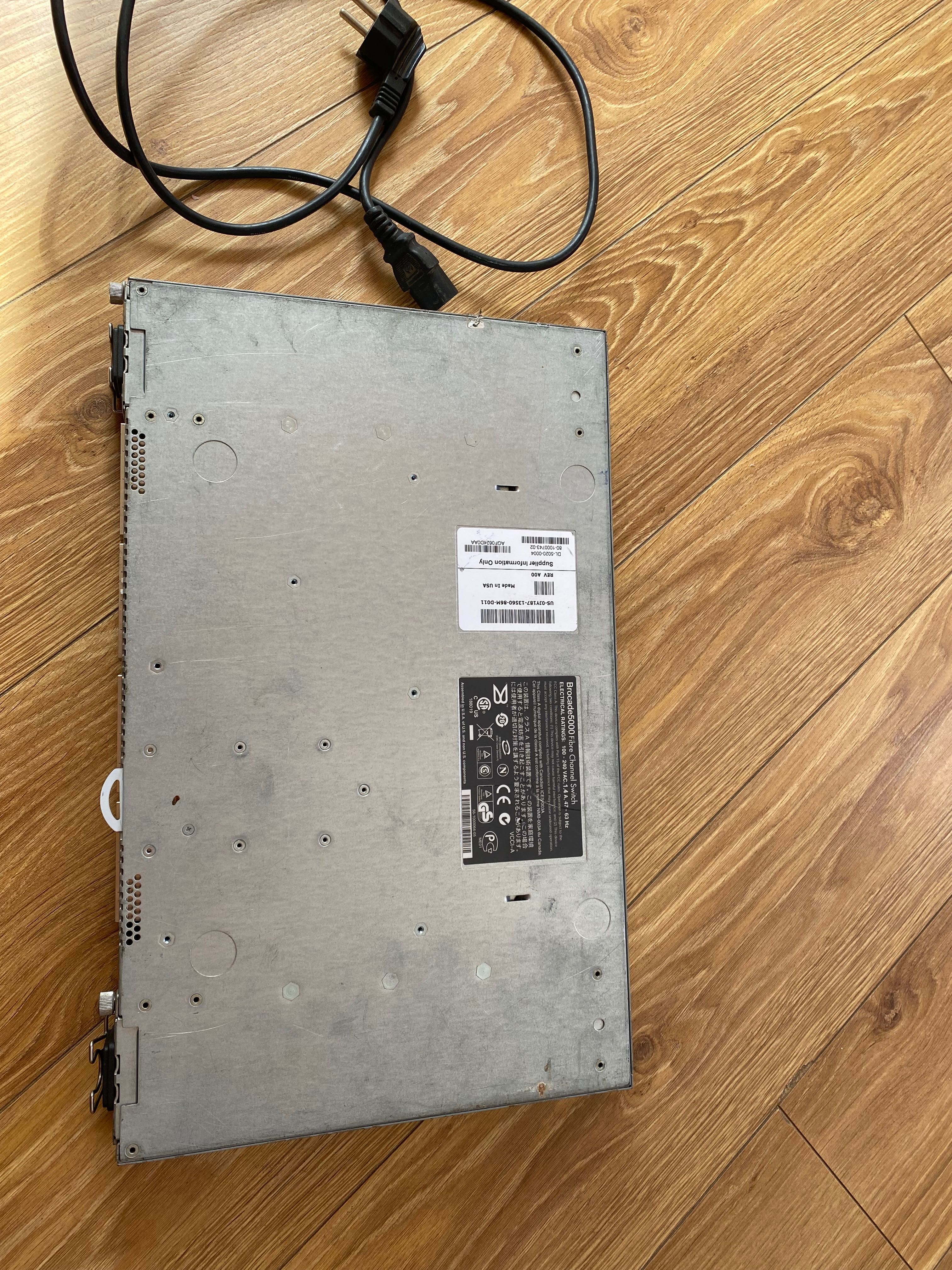 Brocade 5000 32x4Gb FC 24/32