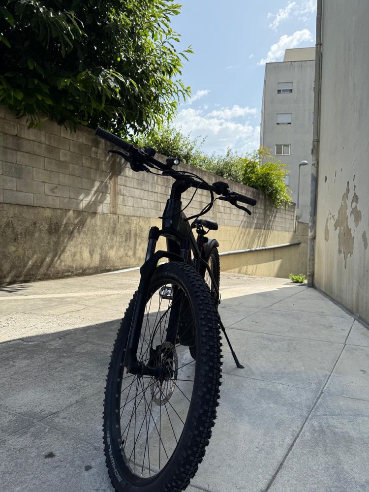 E-bike cube em otimo estado… bosch620 watt!