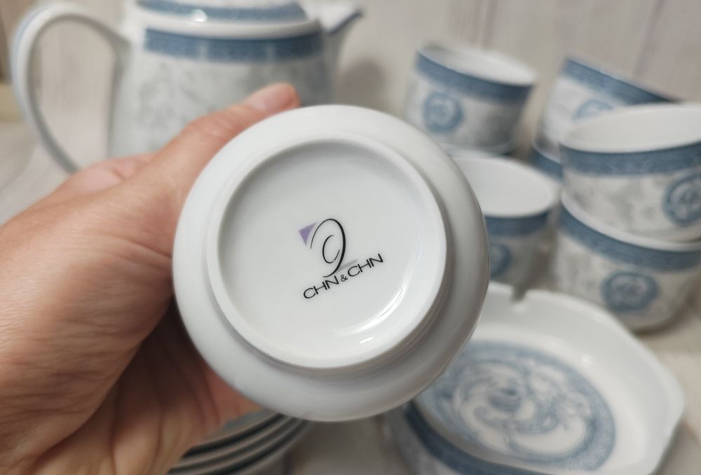 Порцеляновий чайний набір