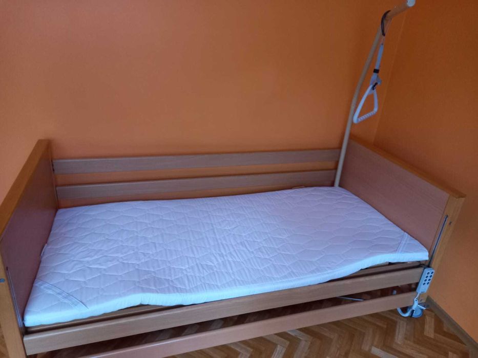 Sprzedam łóżko rehabilitacyjne