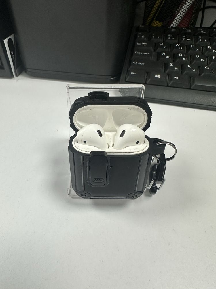 Навушники AirPods Gen 1 продаж або обмін