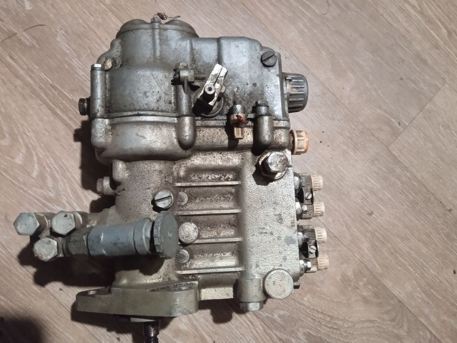 Насос топливный высокого давления