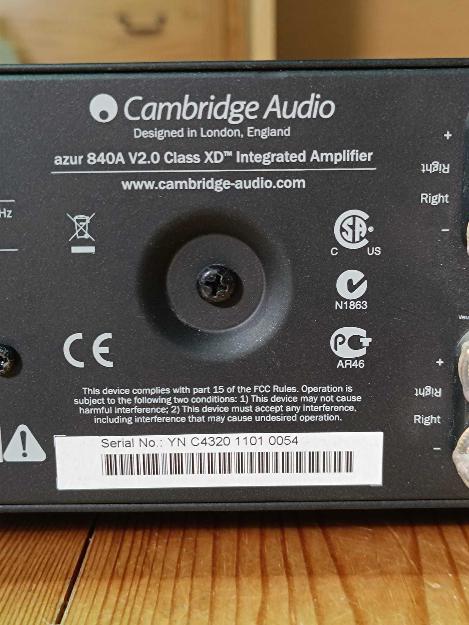 wzmacniacz zintegrowany Cambridge Audio Azur 840A V2.0 Class XD™