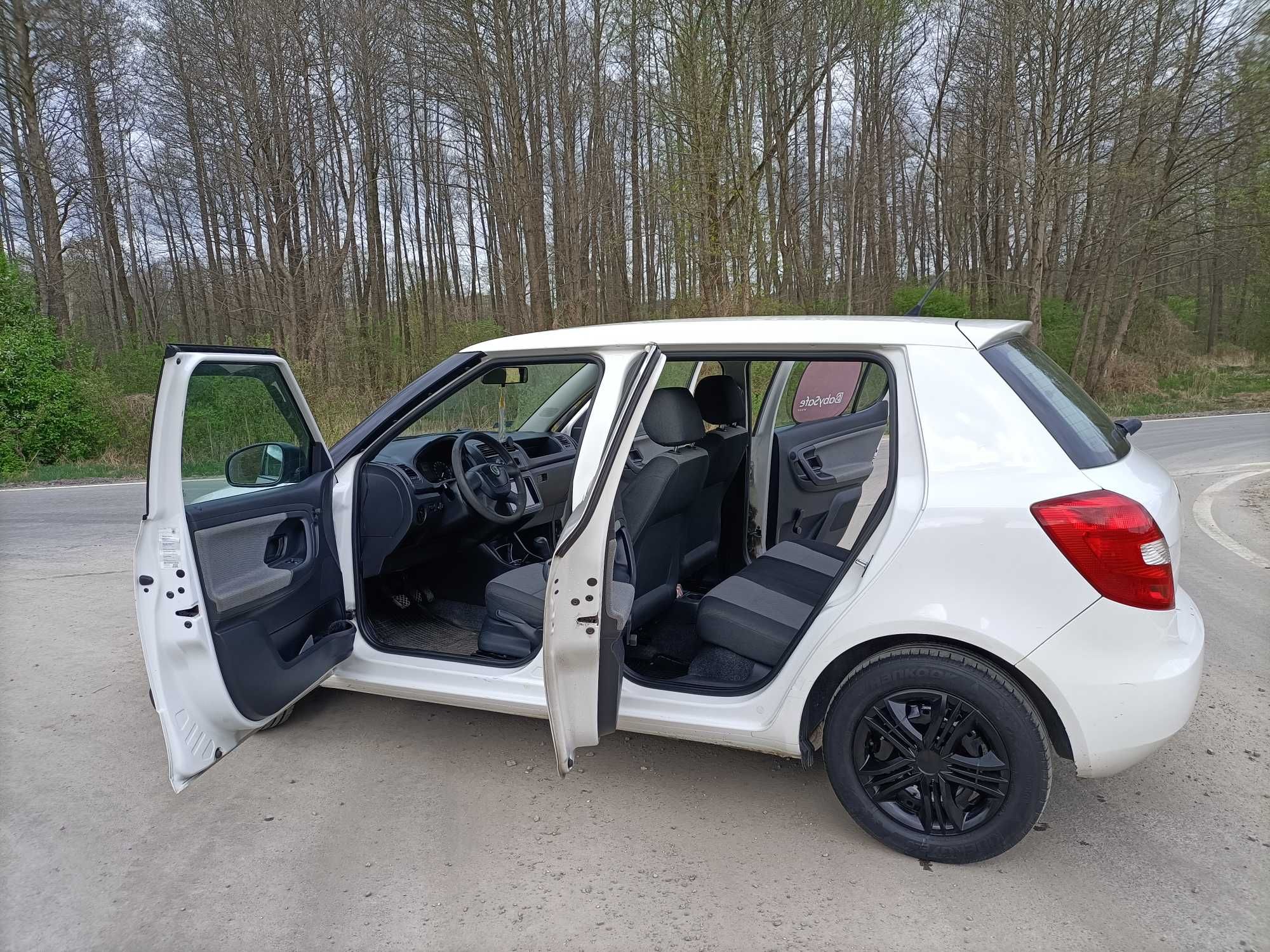 Skoda Fabia 1.2 HTP 2012 Gaz