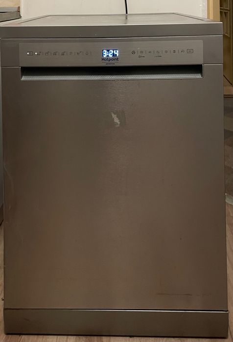 Sprzedam zmywarkę Hotpoint Ariston