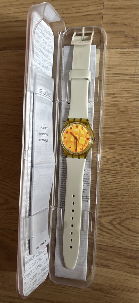 Годинник SWATCH Mango
