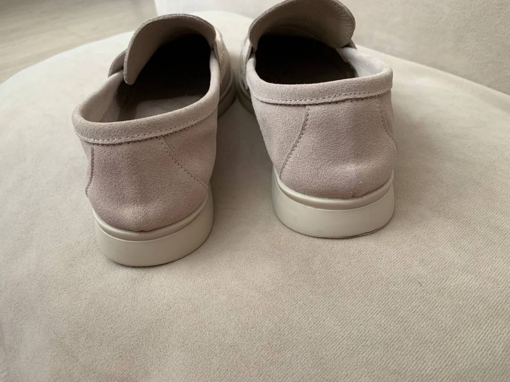 Лофери жіночі Guess x Calvin Klein