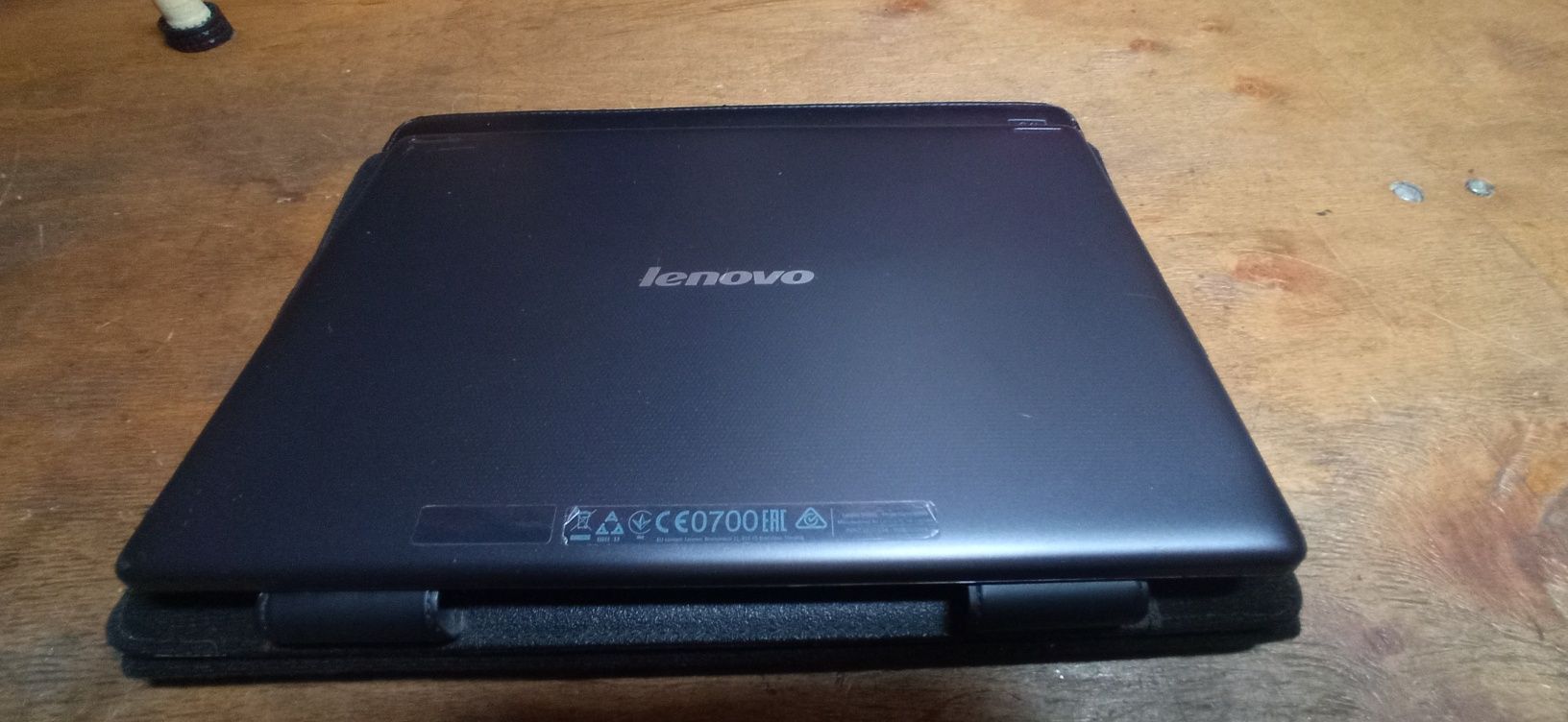 Продам планшет 10"Lenovo L6000F