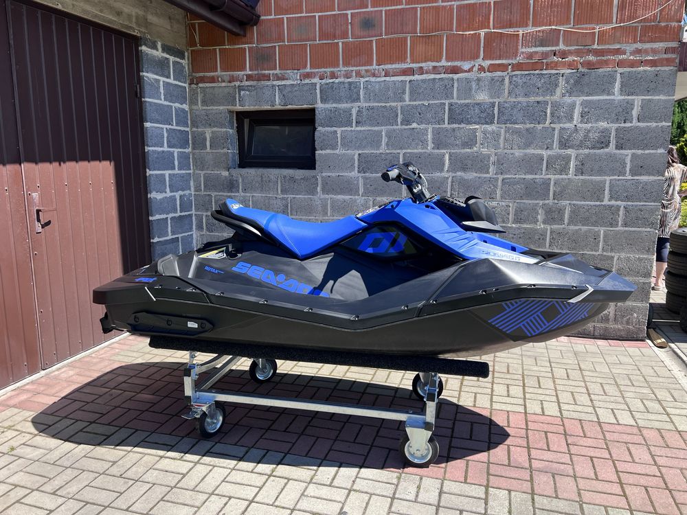 Skuter wodny Seadoo Spark Trixx 2UP 0MTG 2022