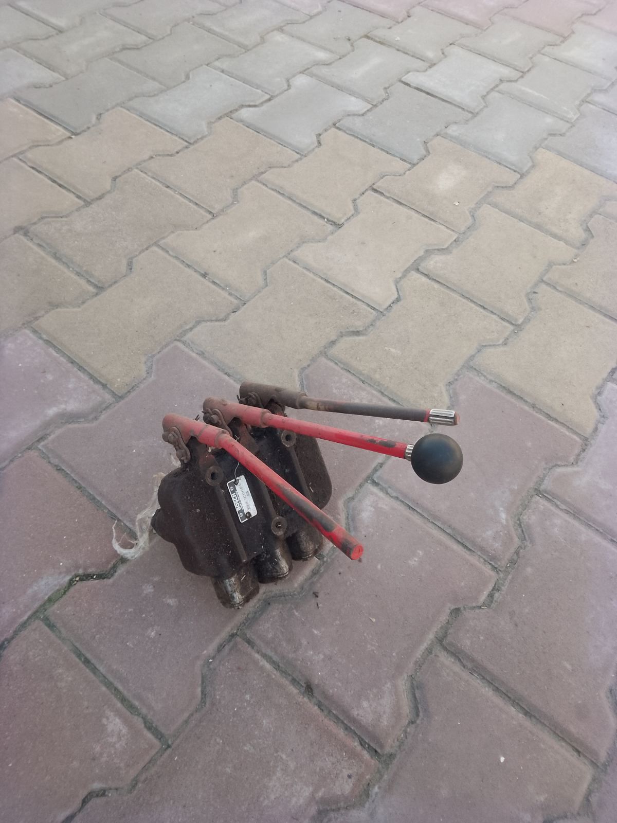 Розподільник до комбайна MF 186 187 206
