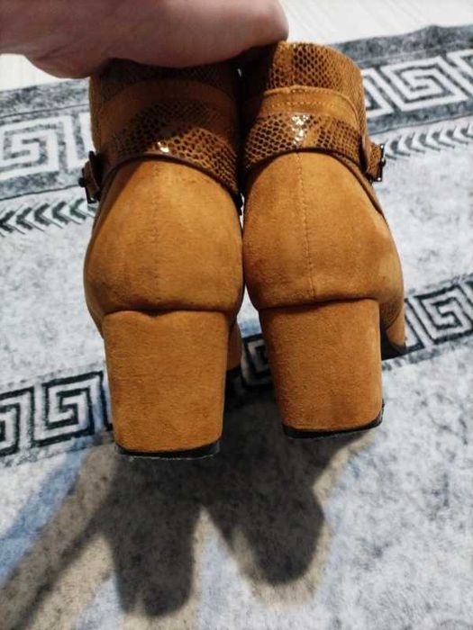 buty botki damskie rozm. 40 firmy Graceland