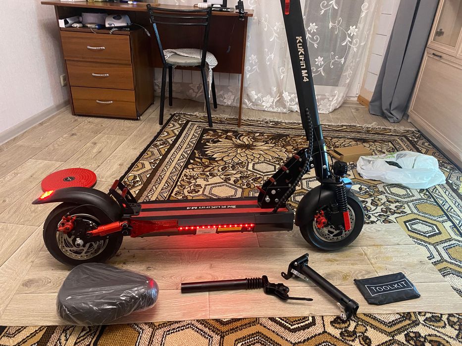 Электро самокат KuKirin M4
