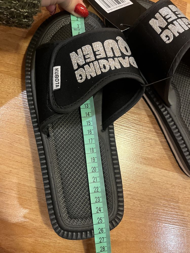 Limitowane klapki kubota rozmiar 39