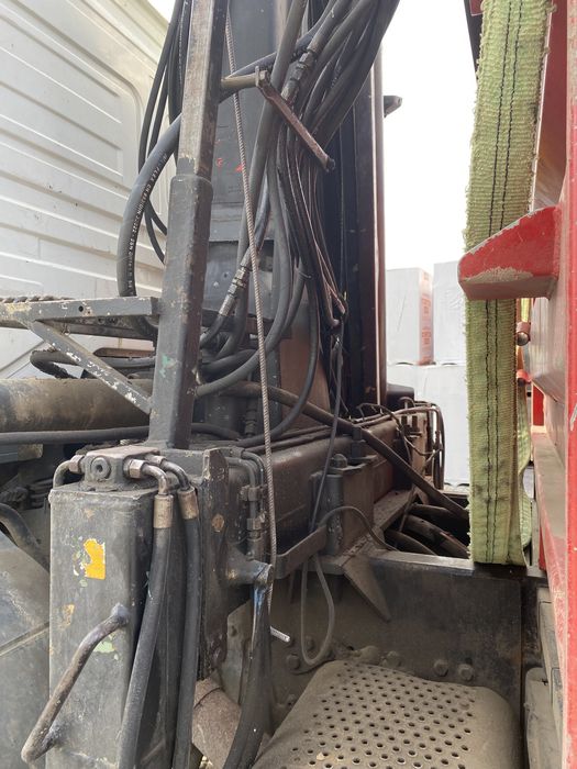 Кран-маніпулятор. Кран маніпулятор.