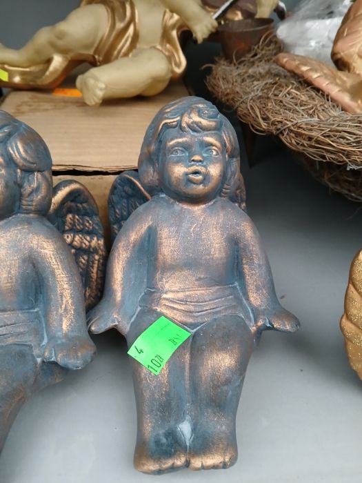Bozonarodzeniowe aniołki  figurki piękne do stroika