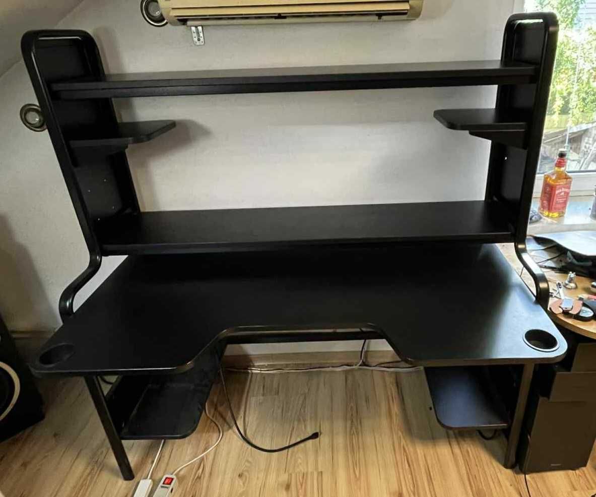 Biurko gamingowe ikea FREDDE, czarne 140/185x74x146 cm
