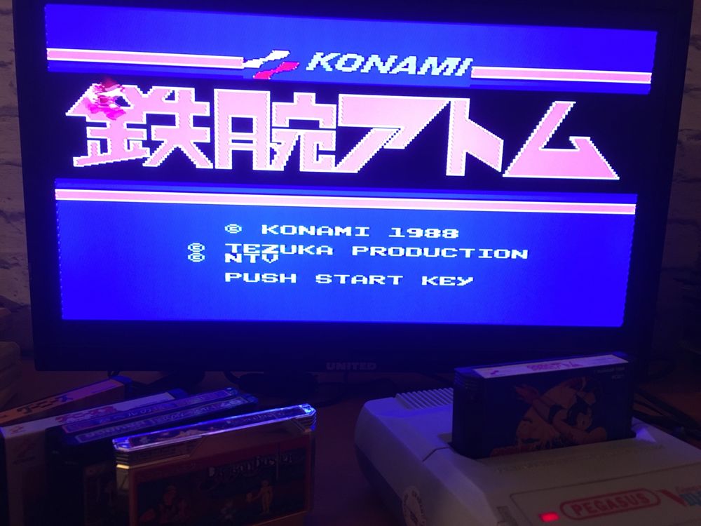Pegasus gry Astro Boy. Oryginalna Famicom kolekcjoner