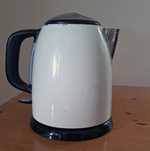 Chaleira Russell Hobbs cor creme