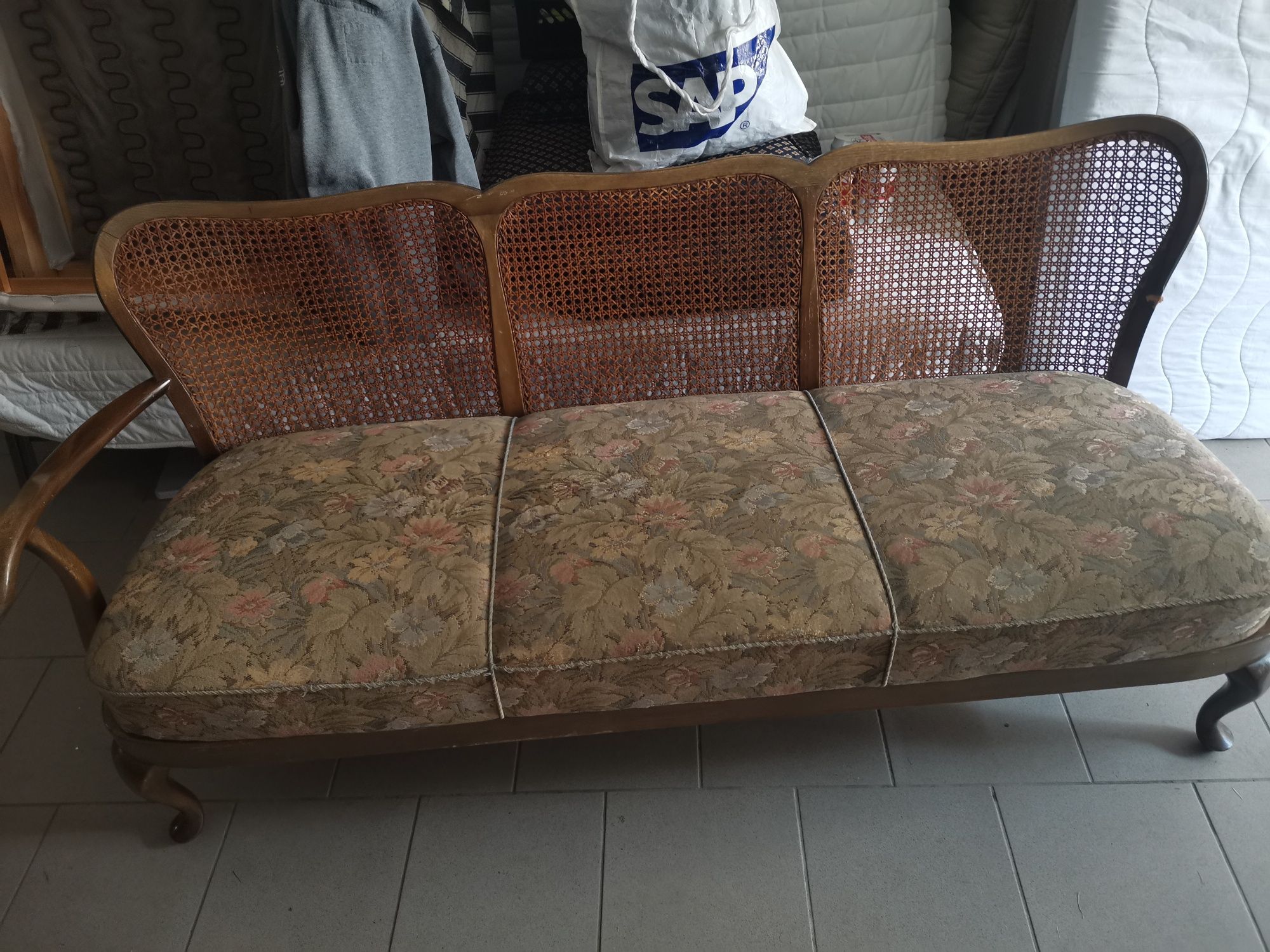 Antyczna sofa sofa