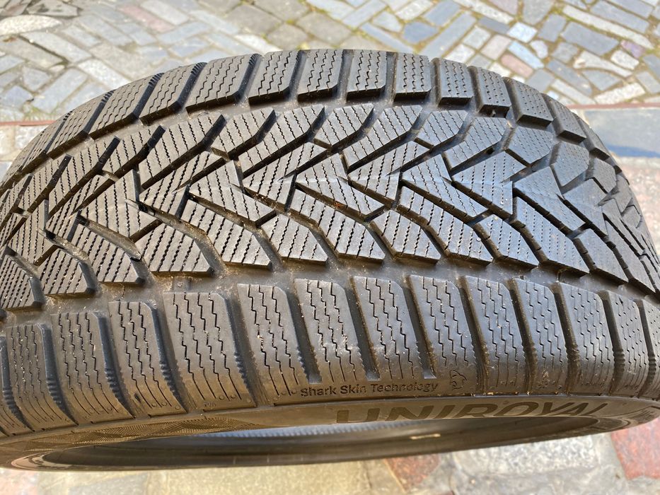 2szt Jak Nowe 225/45/17 95V XL UNIROYAL WinterExpert z 2023