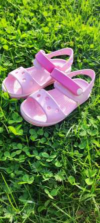 Sandałki Crocs rozmiar 25-26 (C9) dla dziewczynki