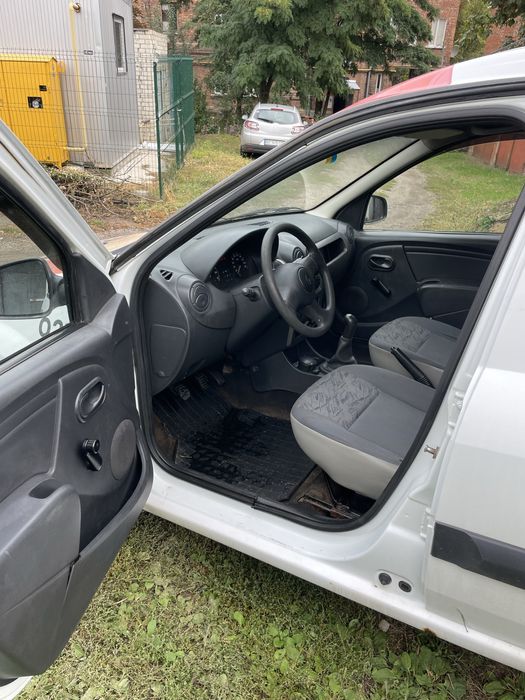 Renault Logan Van 1,6 л.