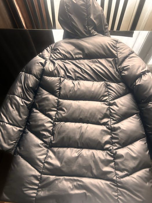 Продам дитячий пуховик