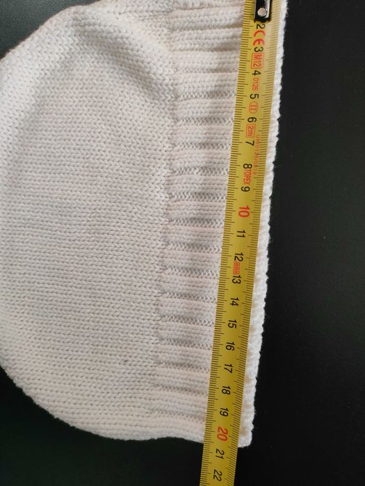 przejściowa czapka AMANI EXCHANGE