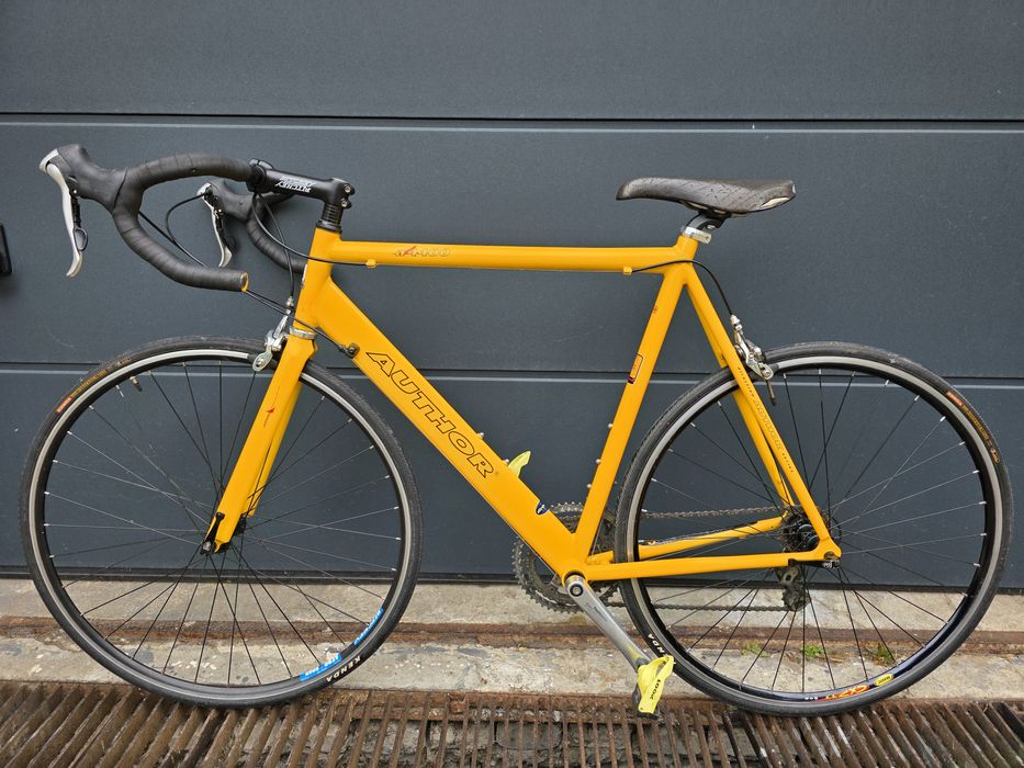 Rower szosowy Author A4400 Rama 560 kolarzówka kolarka