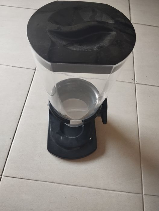 Dispensador de cereais