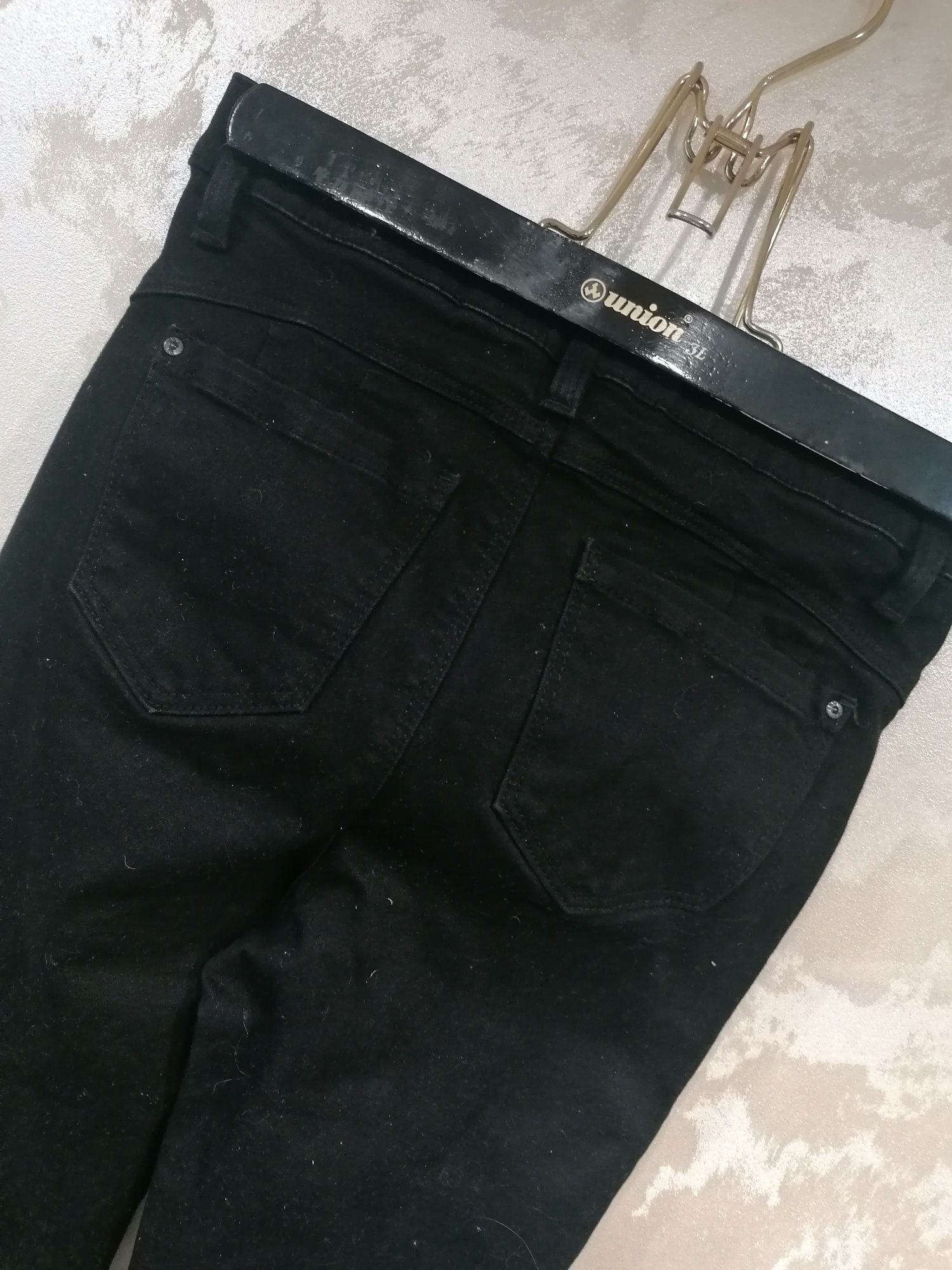 Czarne spodnie z wysokim stanem marki Denim & Co. rozmiar S/36/8