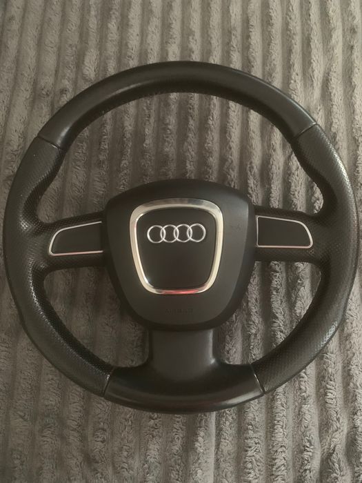 Volante Audi A3 preto