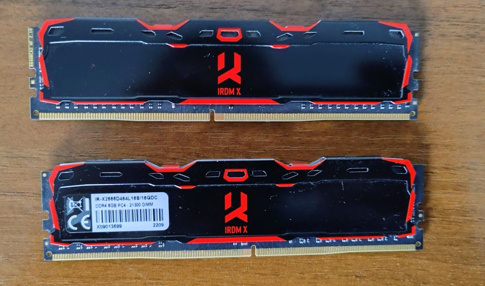 Оперативна пам'ять DDR4 IRDM X 2*8GB 2666 MHz