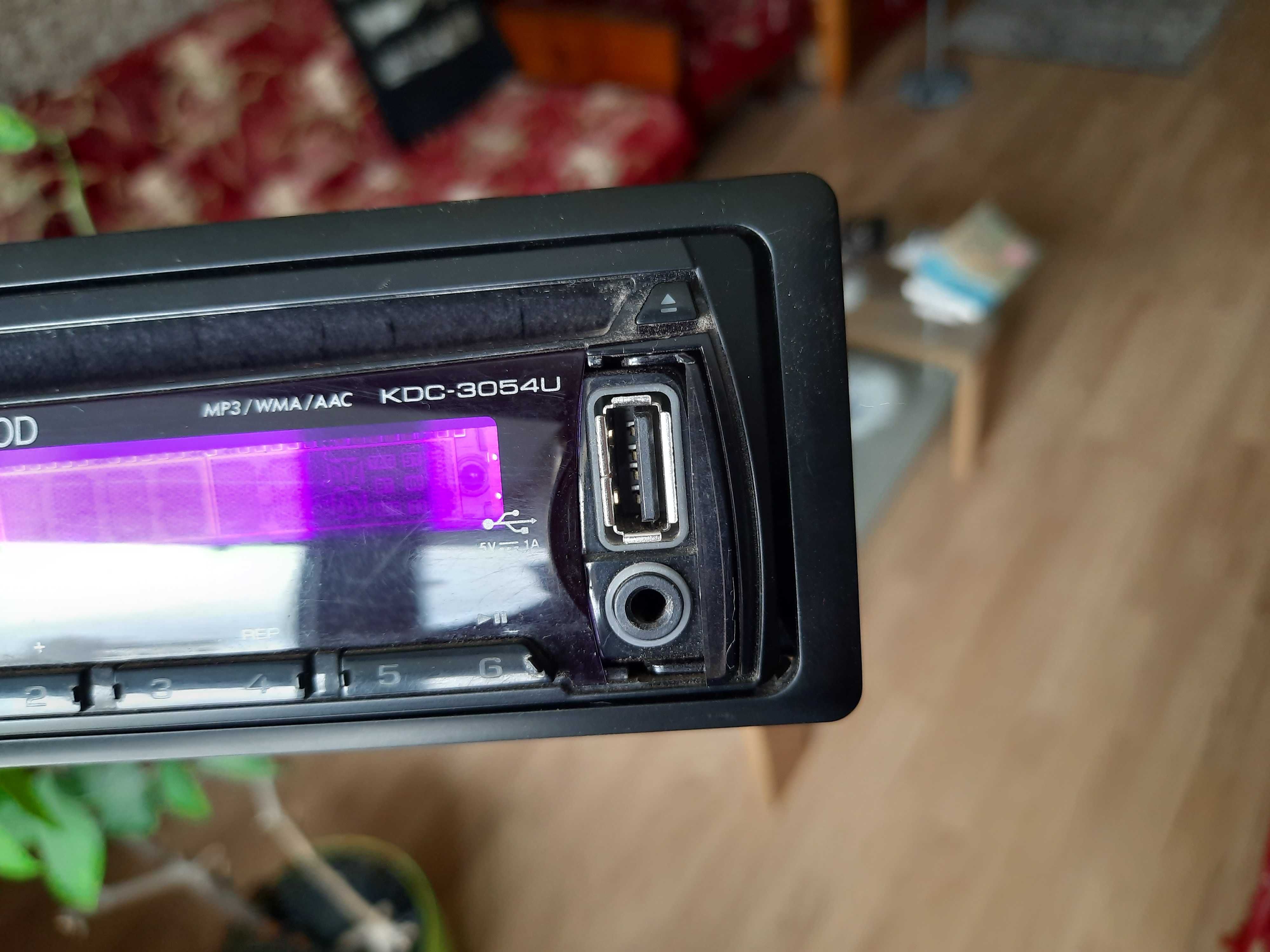 Магнитола Kenwood KDC 3054.Оригинал.Ідеальний стан.AUX,USB,Mp3,CD!Торг