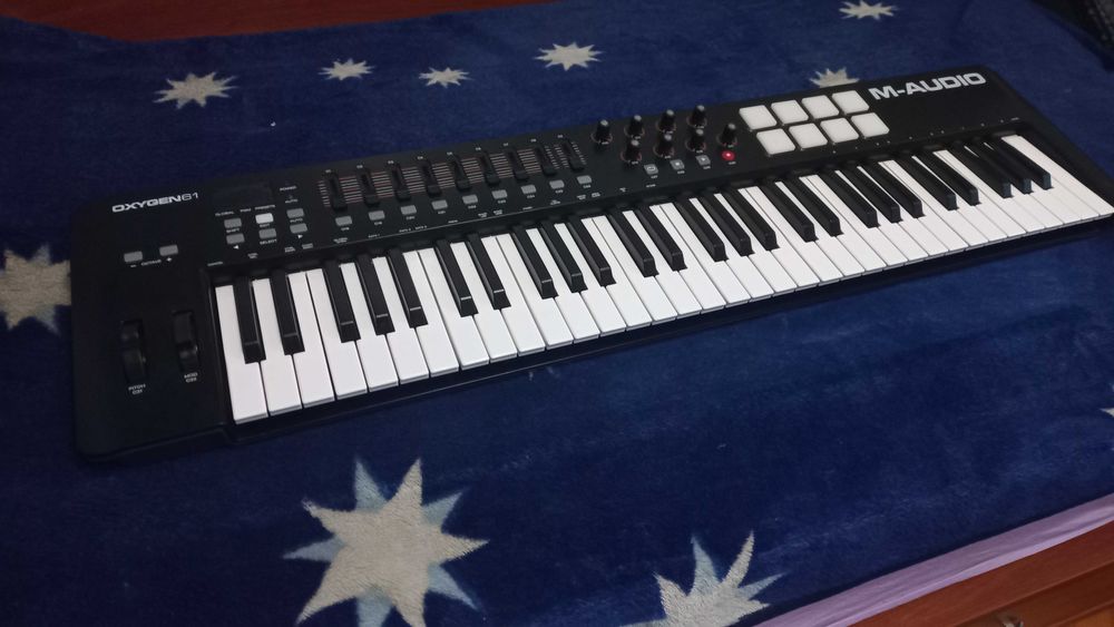 MIDI-клавіатура M-Audio Oxygen 61 MKIV