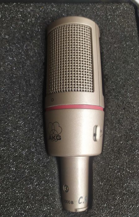 Студійний мікрофон
AKG C2000B