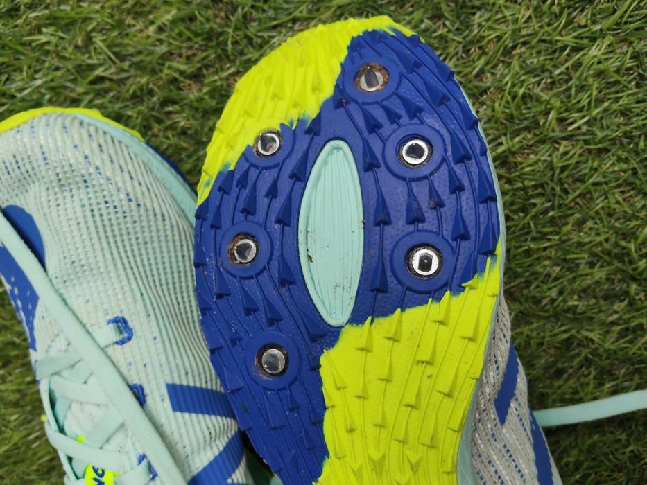 Kolce New Balance XC Seven v3