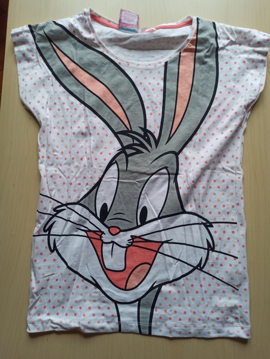 Koszulka z królikiem bugsem. Koszulka z krótkim rekawem