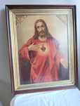 Stary ciężki duży religijny obraz we wnęce