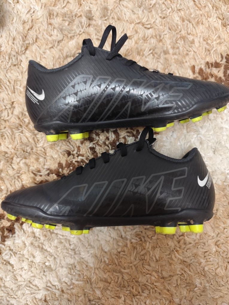 Бутси Nike 34 розміру
