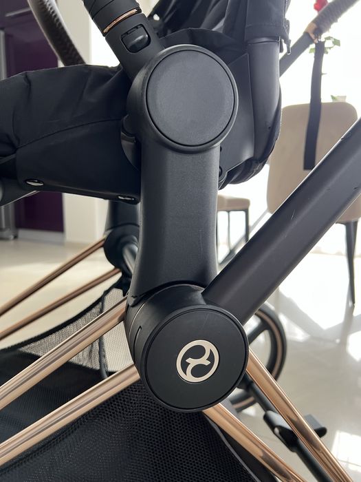 Wózek spacerówka Cybex Priam 2.0 Gold Rose  Deep Black