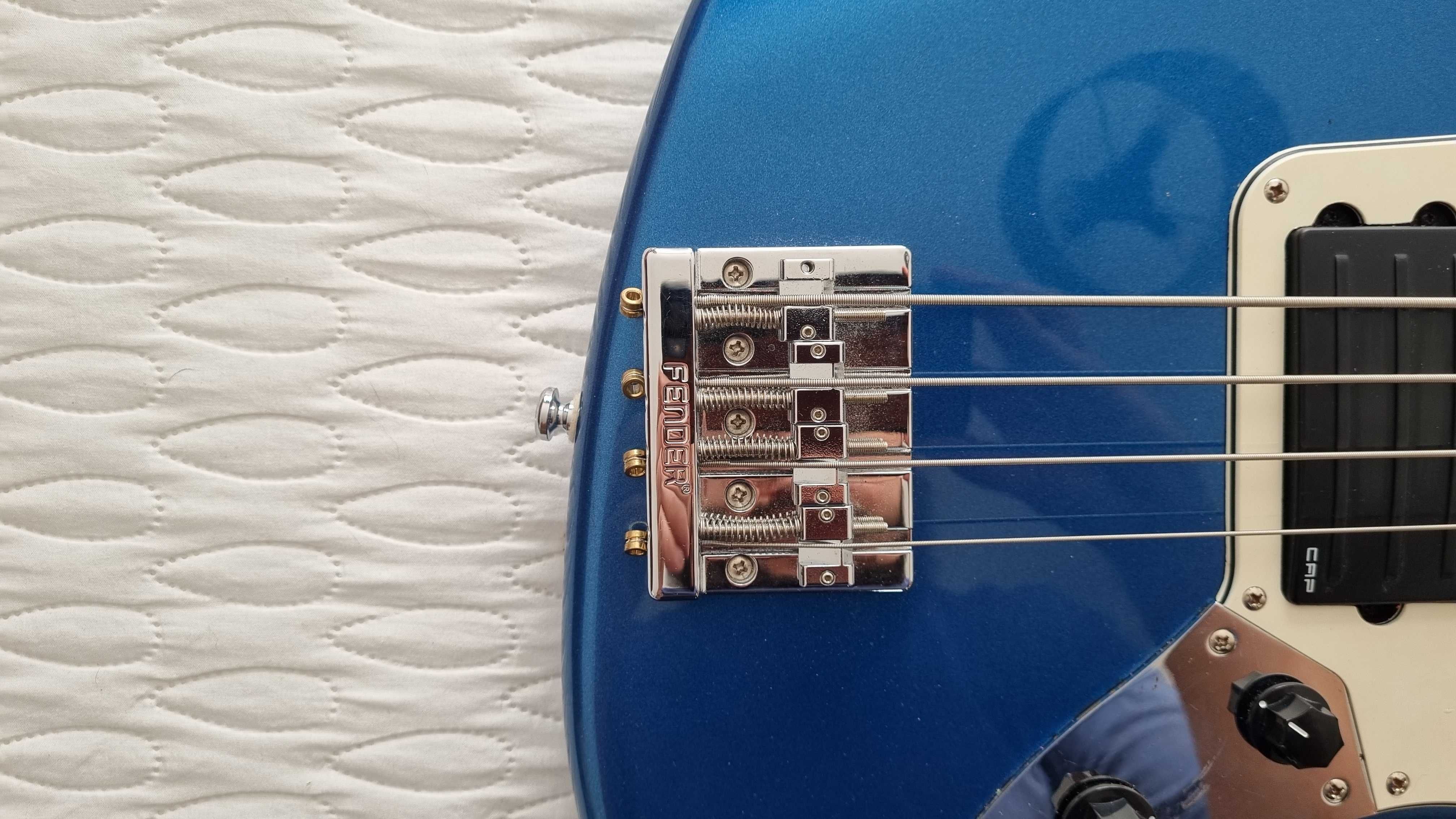 Gitara Basowa 32" - Squier Affinity Jaguar Bass H - MODDED + Flaty