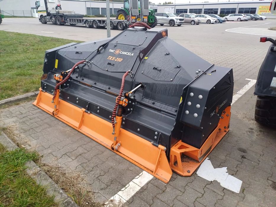 TMC Cancela TXX 250  Kruszarka drogowa / stabilizator TMC Cancela TXX 250 - DEMO
