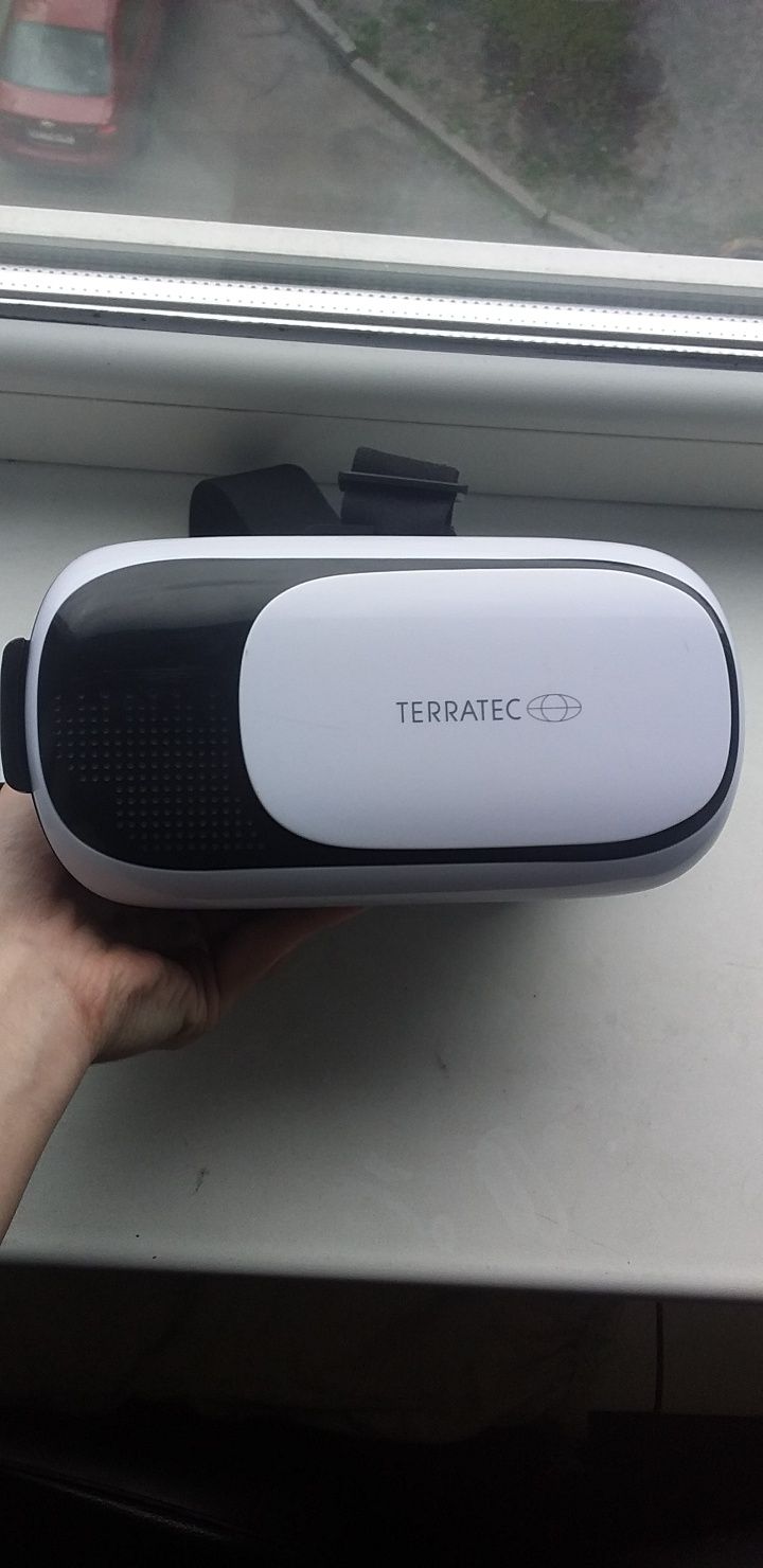 VR очки для смартфонов terratec