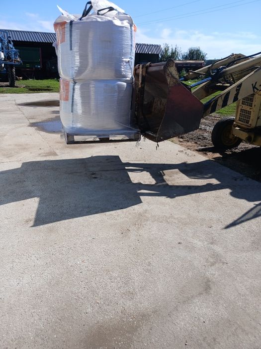 Ostrówek k 162 koparko ładowarka