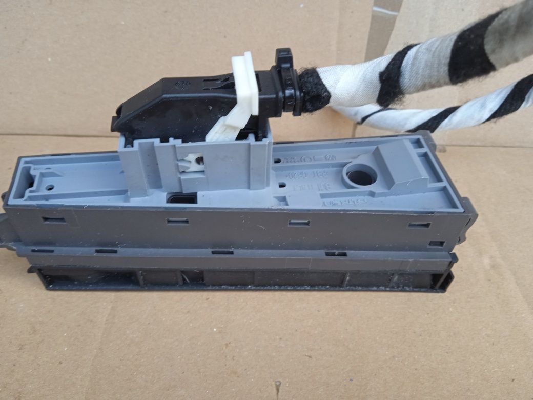 VW Passat B7 Panel Hamulca Ręcznego